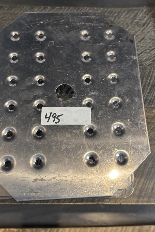 Cambro Pan Inserts (20CWD) with perforations, showing light wear. Includes five inserts. Tag labeled "495".