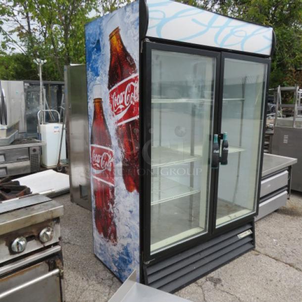 Beverage Air MT49 display cooler, double glass doors, 5 racks, 51.5x32x78.5 inches, 115V, working but not cold.