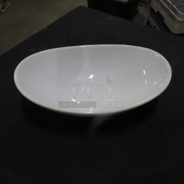 Varick Individual 8X5 Serving Dish, white ceramic, oval shape, excellent condition, 10XBID marking.