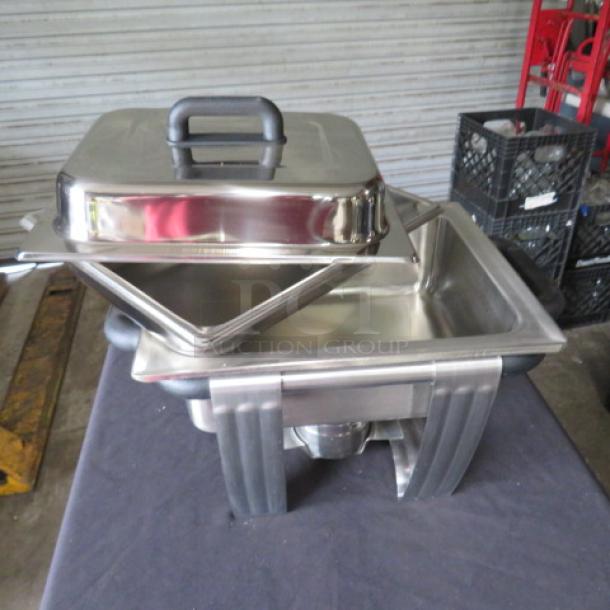 New Vollrath 4.1 Quart Dakota Chafer Set, model 99870. Stainless steel, half-size, pristine condition.