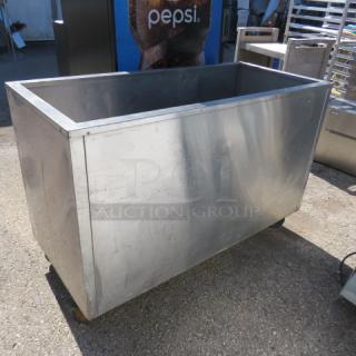 One Stainless Steel ICE DOWN Beverage Tub On Casters. 52.5X24X35 - Item #1212592