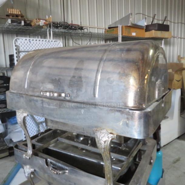 Vintage Vollrath 46399 silver plated roll-top chafer, full size, ornate design, heavy build, used condition.