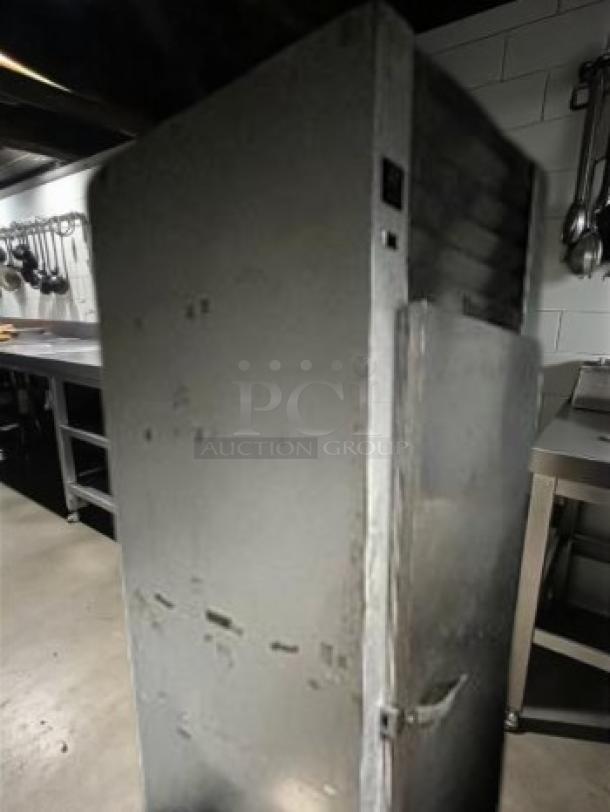 Traulsen G12010 single door reach-in freezer in superior condition. Fully tested and working, 115V, stainless steel exterior.