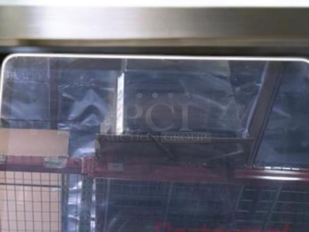 Outstanding condition Square POS Register System, includes cash drawer and Star Micronics TSP100III thermal receipt printer.