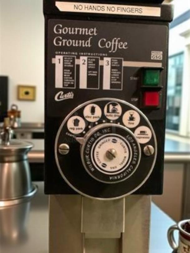 Wilbur Curtis GSG-3BLK Gourmet Coffee Grinder, excellent condition, fully tested, operational, 120V, clear control panel.