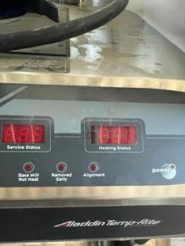 Aladdin Temp-Rite ADV700 Heat On Demand system, excellent condition, showing display with status indicators, fully tested.