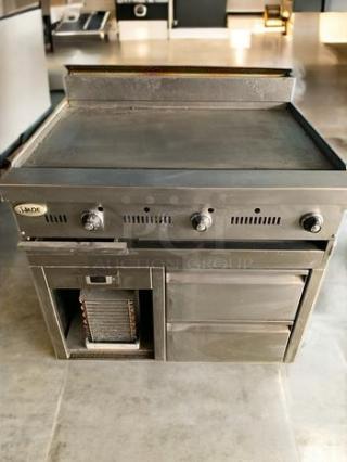 Immaculate Condition – Jade Range 36” Gas Griddle with Standard Oven Base – Natural Gas – Fully Tested & Working! - Item #1211224