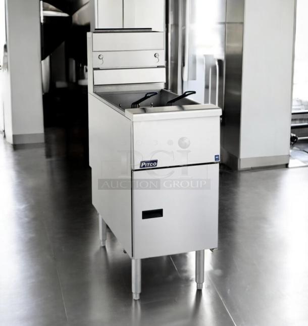 Pristine Pitco SG14S 40 lb gas fryer in stainless steel; natural gas; tested; excellent condition; model label visible.
