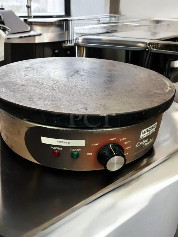Waring Commercial WSC160 crepe maker in superb condition, 120V, tested and working, with temperature controls and indicator lights.