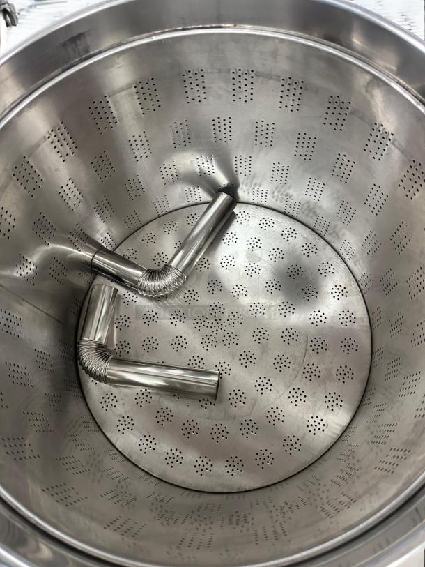 Commercial Dual-Basket Noodle Boiler, 220V, stainless steel, excellent condition, perforated design, fully tested.