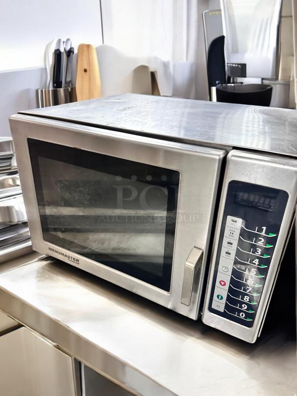Amana Menumaster MFS18TS commercial microwave oven, outstanding condition, stainless steel, 208/240V, fully tested, working.