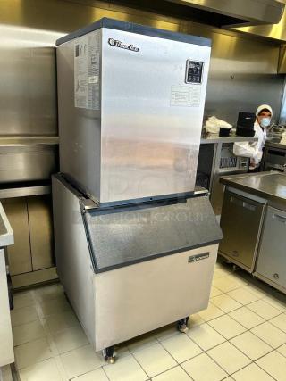 Blue Air BLMI-300A 22" ice machine head in excellent condition, air-cooled, 300 lbs/24hr capacity, comes with bin.