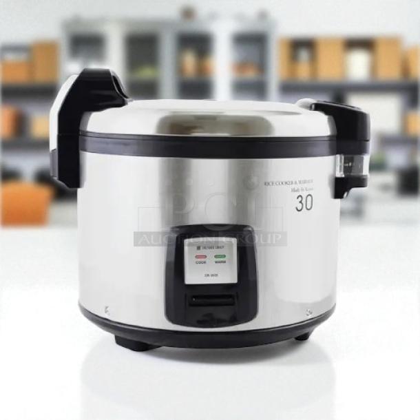 Thunder Group SEJ3201 electric rice cooker, 30-cup capacity, digital controls, stainless steel, tested and working.