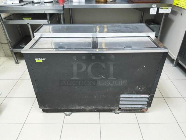 Turbo Air TBC-50SB-N6 50" black bottle cooler, excellent condition, holds 432 bottles, 115v, tested and working.
