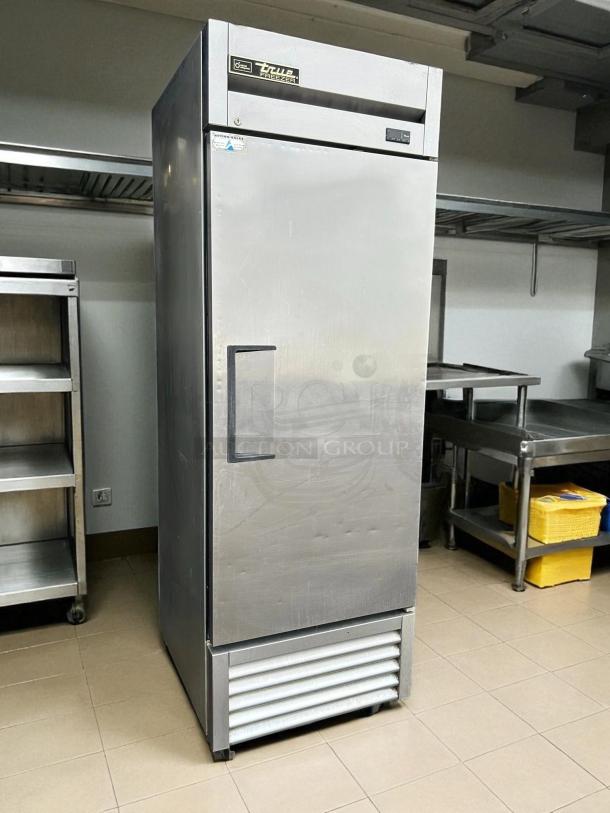 True T-23F-HC reach-in freezer with solid right hinge door, stainless steel, tested and working, 115v.
