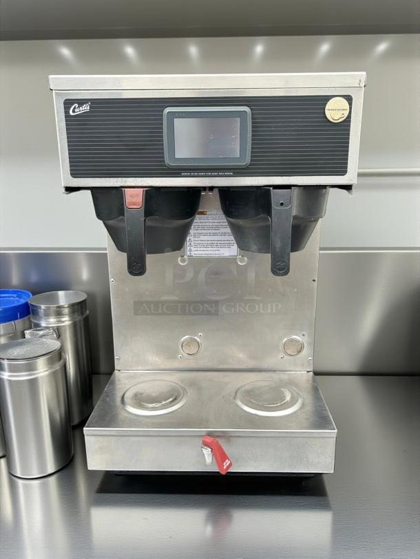 Curtis G4GEMT10A1525 18" coffee brewer, excellent condition, automatic twin 1-1/2 gallon capacity, tested working.