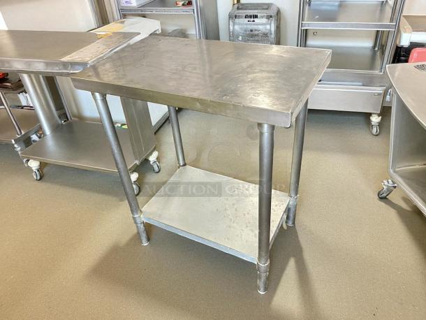 GSW 30” x 18” stainless steel worktop table in great condition, features sturdy legs and lower shelf, ideal for kitchens.