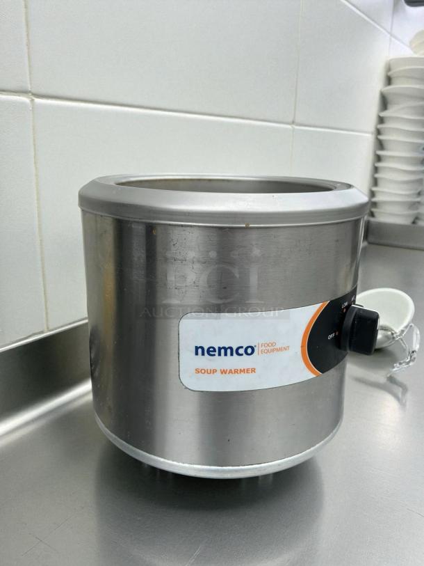 Nemco 6101A 11 Qt. countertop warmer in excellent condition, stainless steel, 120V, 750W, labeled with brand and model.