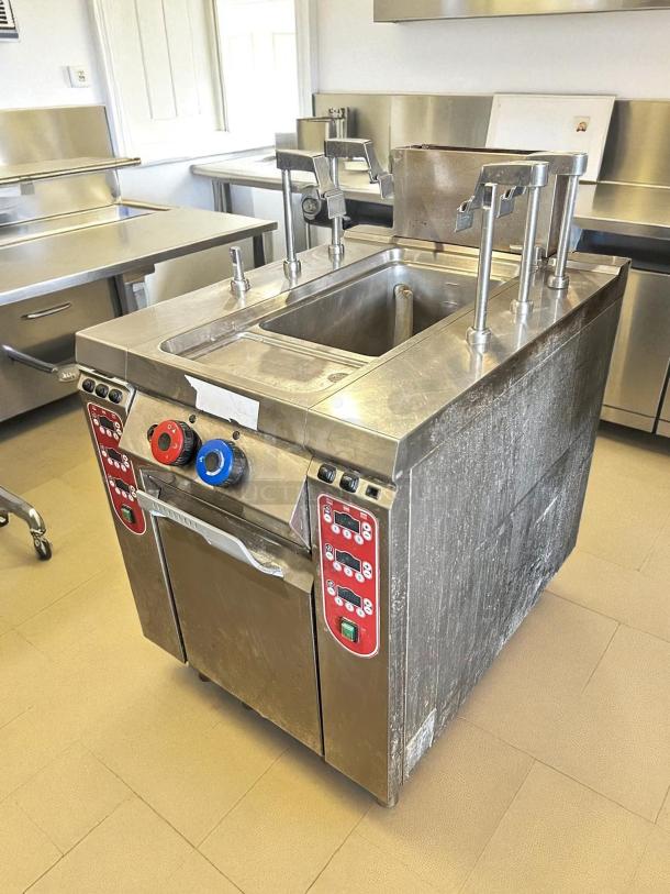 Rosito Bisani CPG1 pasta cooker, 12-gallon, stainless steel, gas dual burners, tested working, red and blue control knobs.