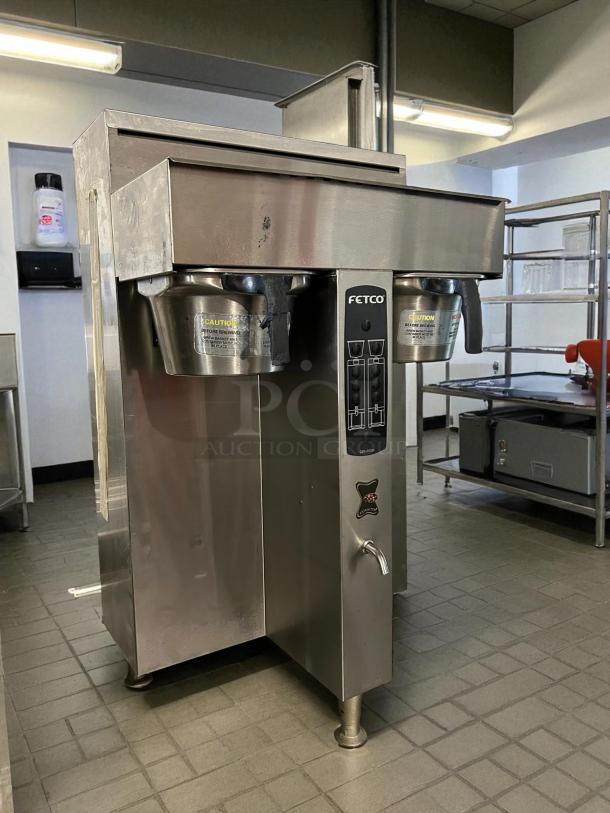 Fetco CBS-2052e dual station coffee brewer in amazing condition, 208-240V, stainless steel, fully tested and working.