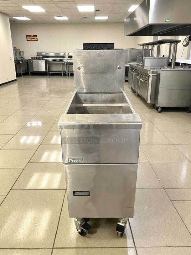 Pitco VF-35S 35lb gas fryer, high efficiency, tube fired, stainless steel, tested, working condition, on casters.