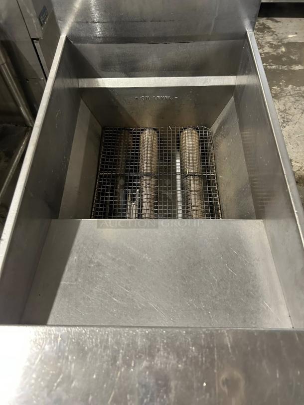 Pitco VF-35S 35lb high-efficiency gas fryer, tested and working, tube-fired design, stainless steel, oil level markings visible.