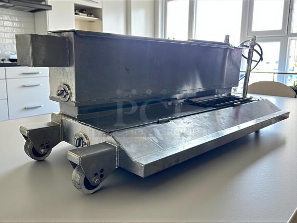 Hardt Grease Reservoir GR-224 for Hardt 4500 Rotisserie in great condition, stainless steel, tested and working.