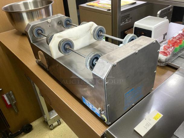 Lumar Ideal LU-2X25S commercial double vacuum tumbler, stainless steel, tested and working, in good condition.