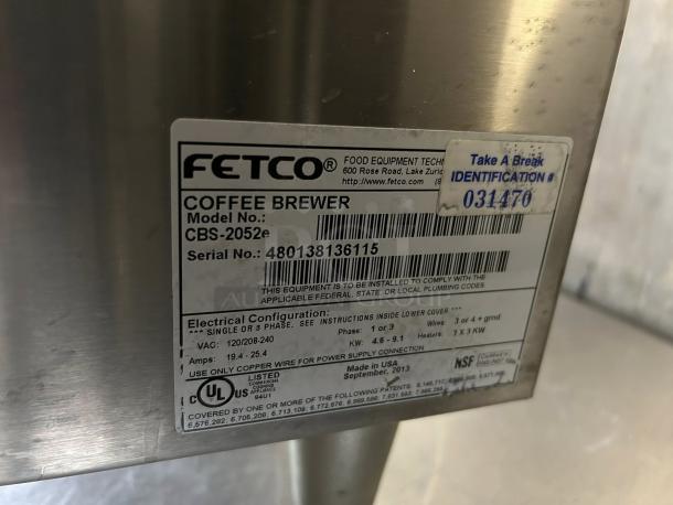 Fetco CBS-2052e dual station coffee brewer, amazing condition, 208-240V, fully tested, serial 480138136115.