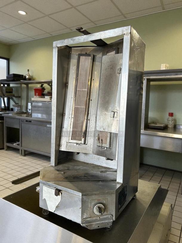 Optimal Automatics 3PG Autodoner Vertical Broiler, 65 lb. capacity, liquid propane, excellent condition, tested and working.
