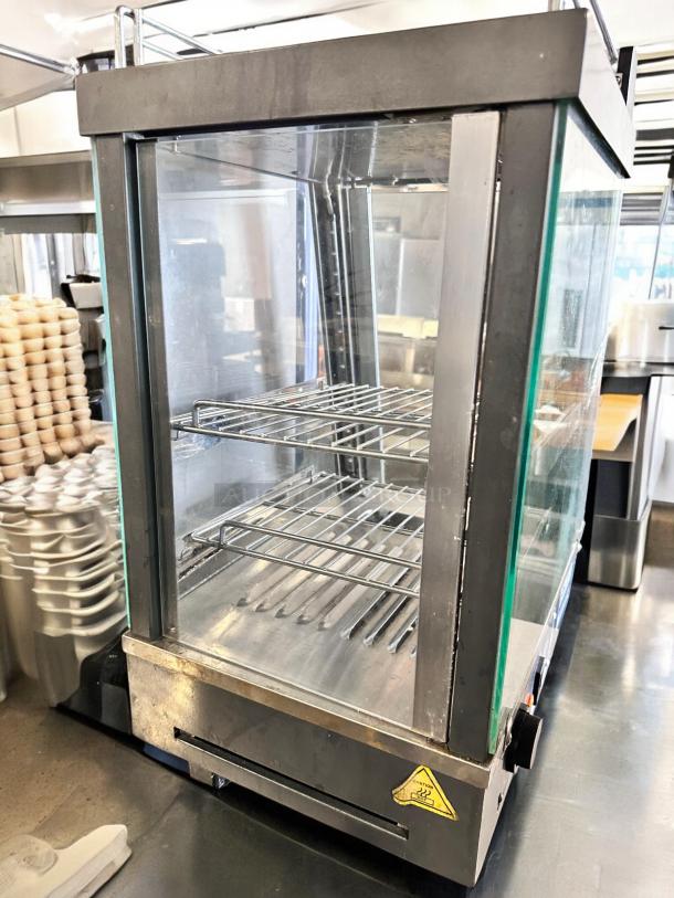 Winco HDM-13 Commercial Heated Display Merchandiser, 120V, excellent condition, glass front, fully tested, working.