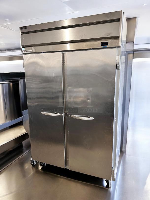 Beverage-Air Horizon Series HF2HC-1S two-door reach-in refrigerator, outstanding condition, 115V, fully tested, stainless steel.