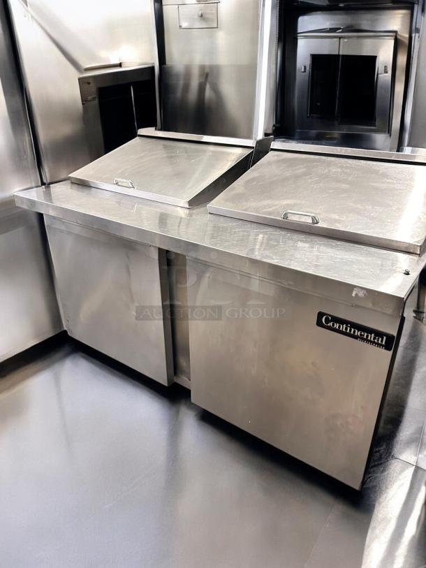 Continental SW60N24M 60" 2-Door Mega Top Sandwich Prep Table, stainless steel, outstanding condition, fully tested, Bensalem, USA.