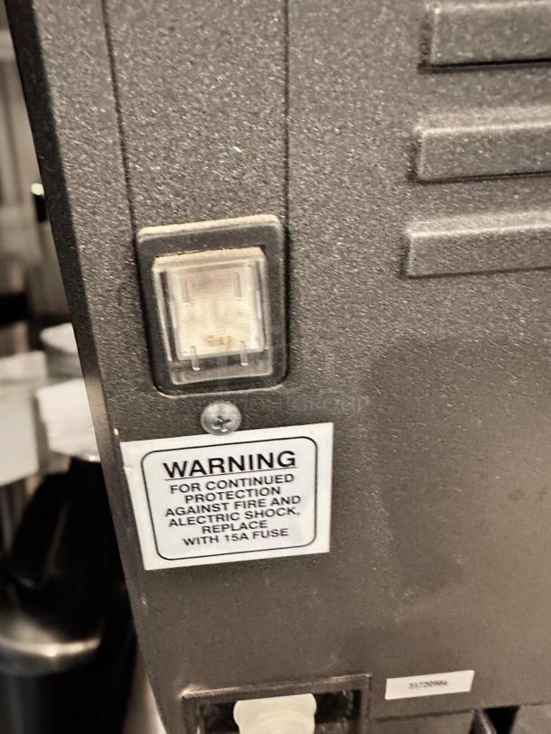 Grindmaster-Cecilware KORINTO Prime espresso machine, outstanding condition, 120V, warning label for 15A fuse.