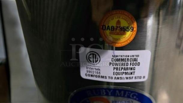 Remarkable condition Ruby 2000 juice extractor by Ruby Manufacturing Co. Features ETL sanitation label, 115V, fully tested.