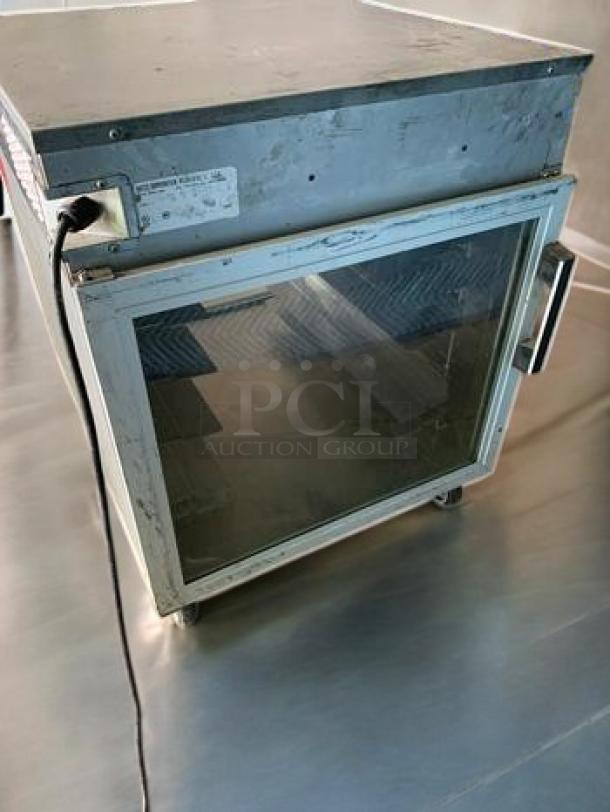 Hatco FSHC-6W2 Flav-R-Savor Heated Holding Cabinet, top-tier condition, stainless steel, clear front door, 120V, fully tested.