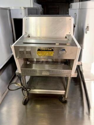 Superb Condition – Oliver 711 – Commercial Bread Slicer – 115V – Fully Tested & Working! - Item #1211211