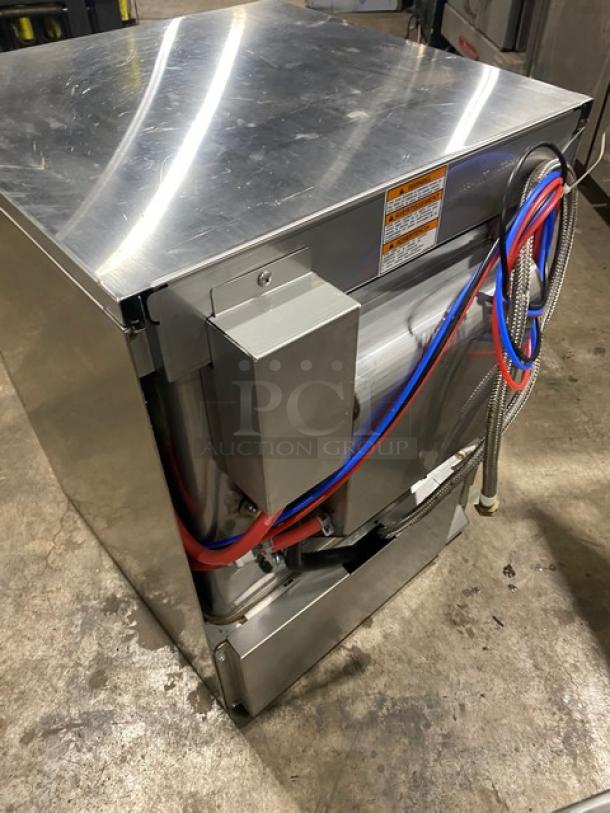 Hobart Advansys LXER stainless steel commercial dishwasher, new body style, high-temp undercounter, Model LXER, electric-powered.
