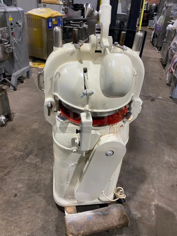 Edmund Schroder Fortuna dough divider/rounding machine, semi-automatic, floor model, with red rounding plate, used condition.