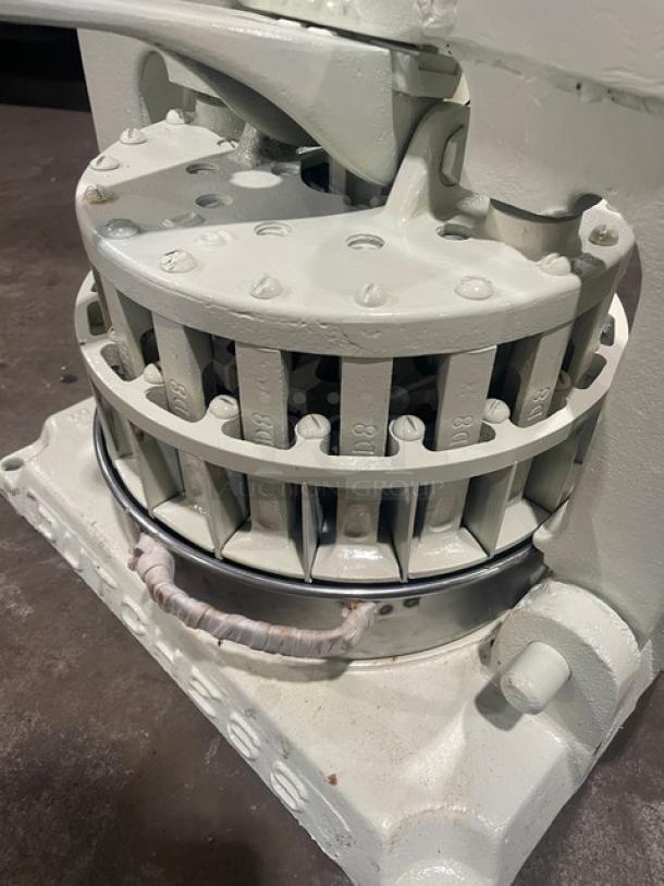 Dutchess Commercial Manual Dough Divider, Model BMIH, heavy-duty, robust metal construction, excellent used condition.