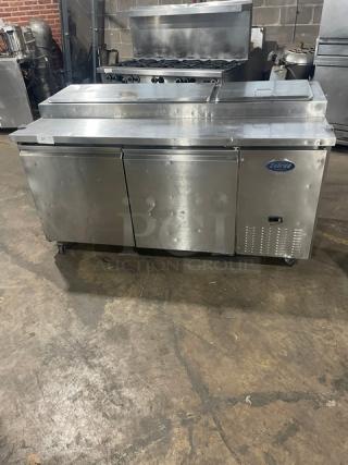 Entree Commercial Stainless Steel 2 Door Refrigerated Bain Marie Style Pizza Prep Table! With Poly Coated Wired Rack! Model: P70 SN: 1707ENTH91921! 115V 1 Phase! On Casters! - Item #1212217