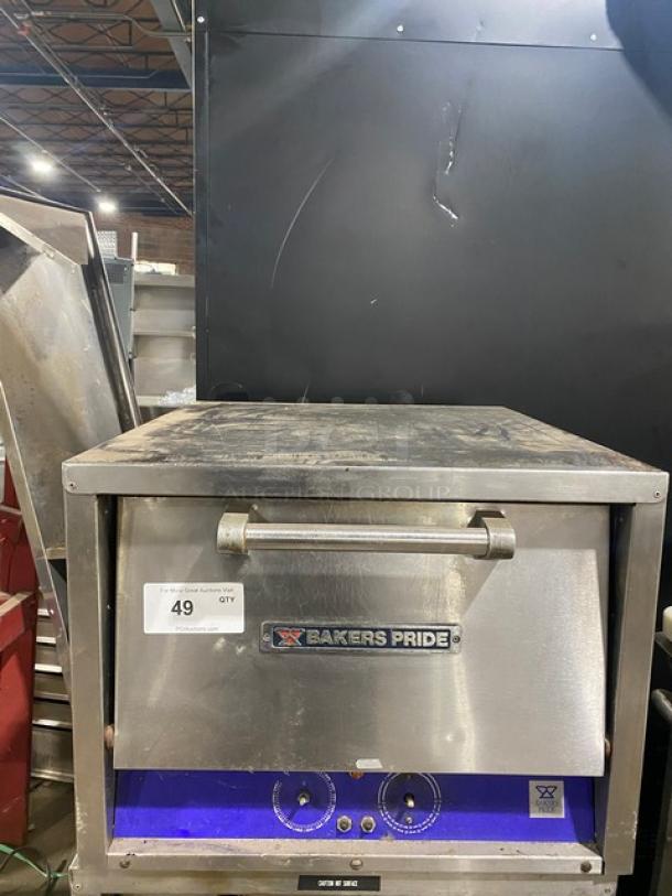 Bakers Pride P18 commercial stainless steel countertop pizza oven, single chamber, double deck, electric powered, good condition.