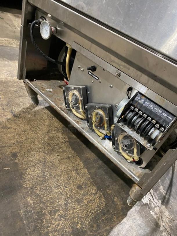 CMA Energy-Mizer L1C stainless steel glasswasher, low-temp, electric, peg rack included, on legs, 115V, 1 phase.
