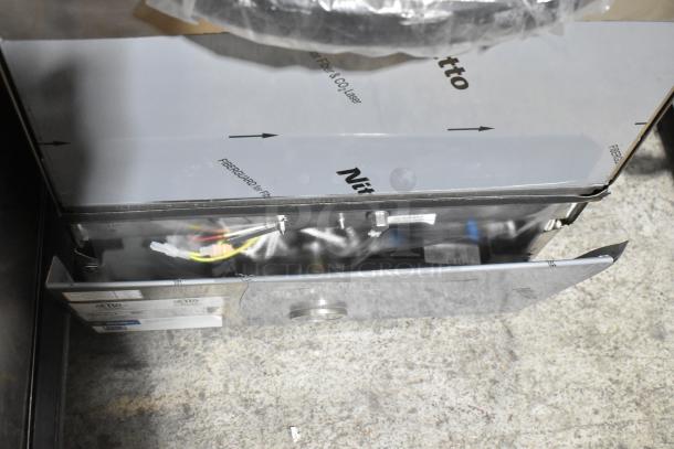 Brand new, scratch and dent, 2023 Noble 495HTGW22 stainless steel undercounter dishwasher. 208-240V, 1 phase.