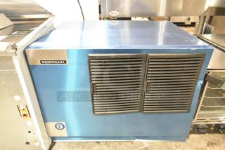 BRAND NEW SCRATCH AND DENT! 2025 Hoshizaki KMD-505MAJ, stainless steel, 500 lb. capacity, crescent cube ice machine, 115V, 1 phase.