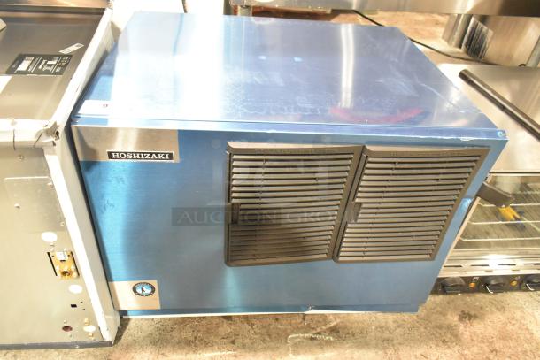 BRAND NEW SCRATCH AND DENT 2025 Hoshizaki KMD-505MAJ stainless steel ice machine, crescent cubes, 500 lb capacity, 115V, 1 phase.