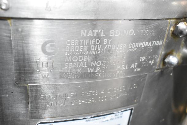 Groen HH/4-40 stainless steel 40-gallon steam kettle with visible certification plate, model and serial numbers.