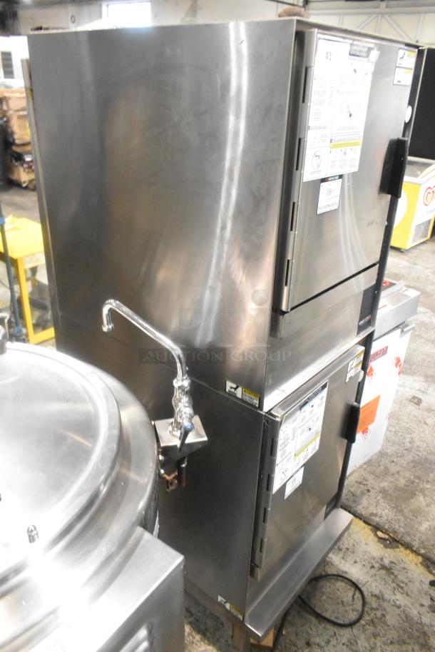 2019 Groen (2)SSB-5GF stainless steel propane steam cabinet, 58,000 BTU, commercial use, visible control labels.