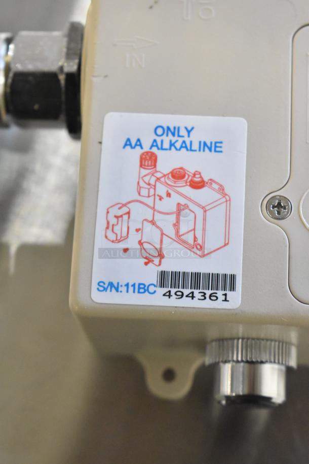 BRAND NEW SCRATCH AND DENT box with label "ONLY AA ALKALINE." Serial number 11BC 494361 visible.