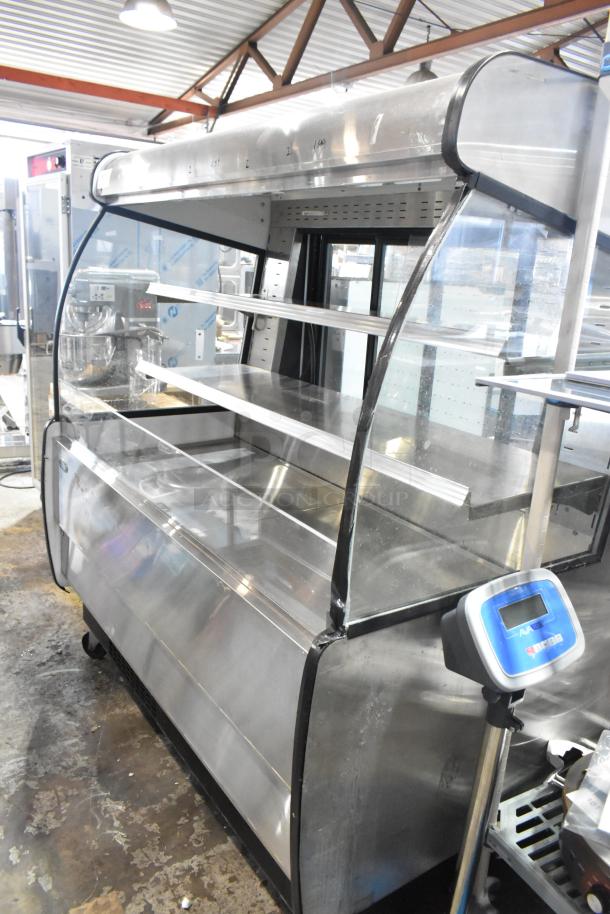 Federal Industries RSSM560SC-5 open merchandiser, metal, 120/208-240V, 1-phase, commercial use, good condition.